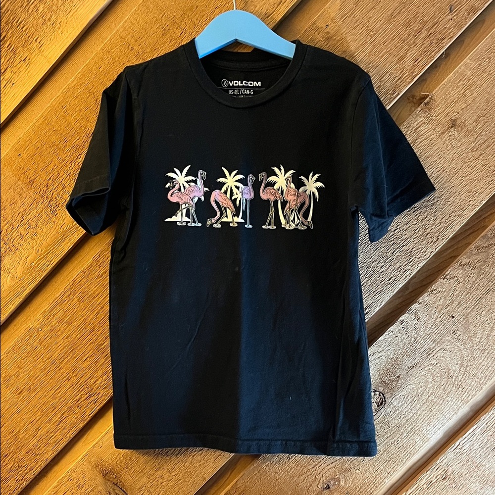 Volcom Kids Black T-Shirt with Palm Flamingo 🦩 Tree Graphic